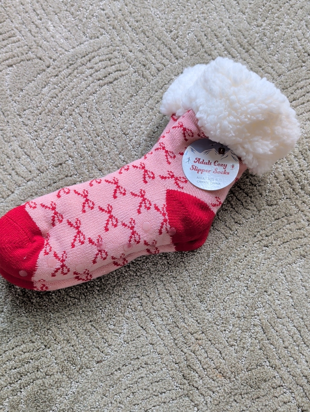Cozy Women Pink Fuzzy Cuff Slipper Socks